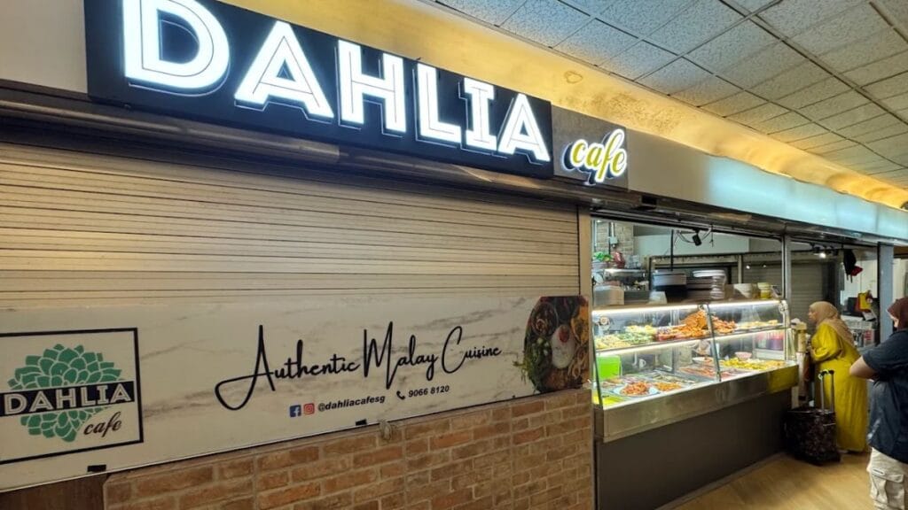 Best Bugis Halal Food 2026: 15 Must-Try Spots Near Bugis MRT 27 Dahlia’s Cafe: A cozy and inviting interior view of Dahlia’s Cafe, showcasing home-style food and coffee.
