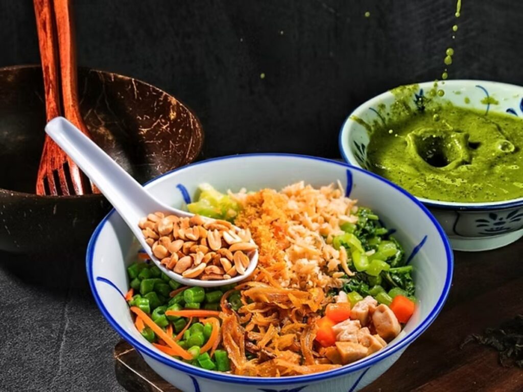 Traditional healthy Thunder Tea Rice at Lau Pa Sat – cheap lunch in Singapore CBD