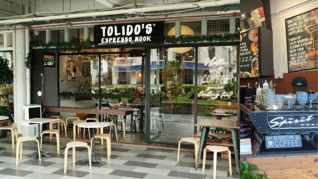 Tolido's Espresso Nook Crawford Lane Singapore - Smoked Salmon Rosti and Sea Salt Caramel Latte - Best Heartland Cafe