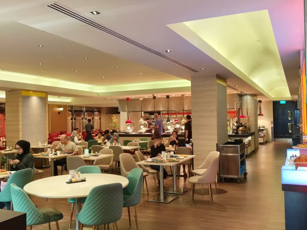 20 Best Buffets in Singapore (2026): Seafood, Hotel & 1-for-1 Deals 16 Carousel Buffet Restaurant (Royal Plaza on Scotts) Best Buffets in Singapore