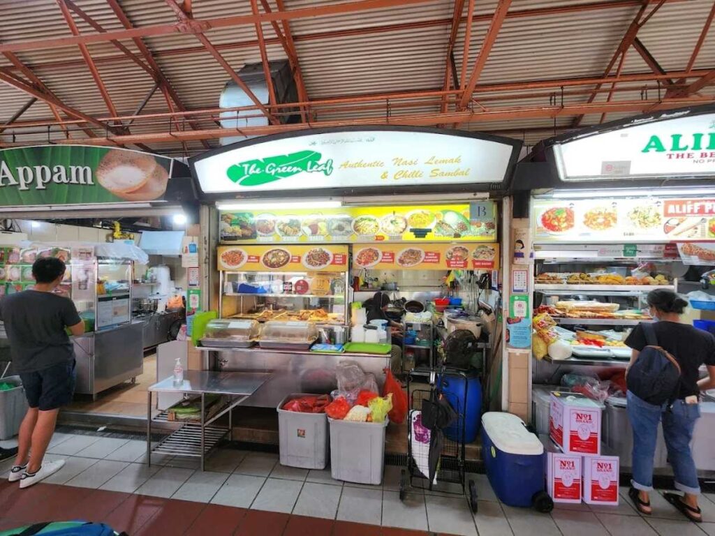 Maxwell Food Centre singapore: 10 Best Stalls & Halal Must-Eats (2026) 17 The Green Leaf vegetarian stall at Maxwell Food Centre Singapore