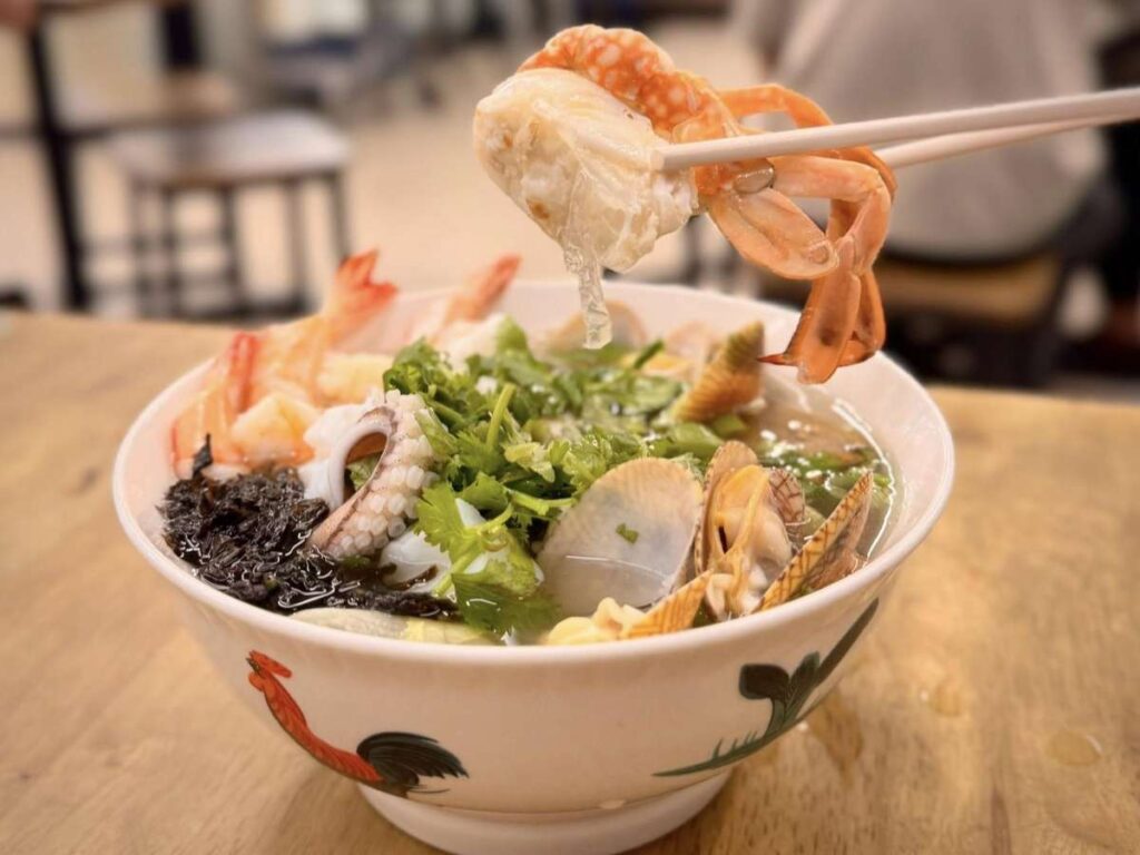 30+ Best Funan Food Places (2026): Halal, Cheap & Hidden Gems 2 Hai Kah Lang food stall at Funan serving local Singapore dishes – Best Funan Food Places