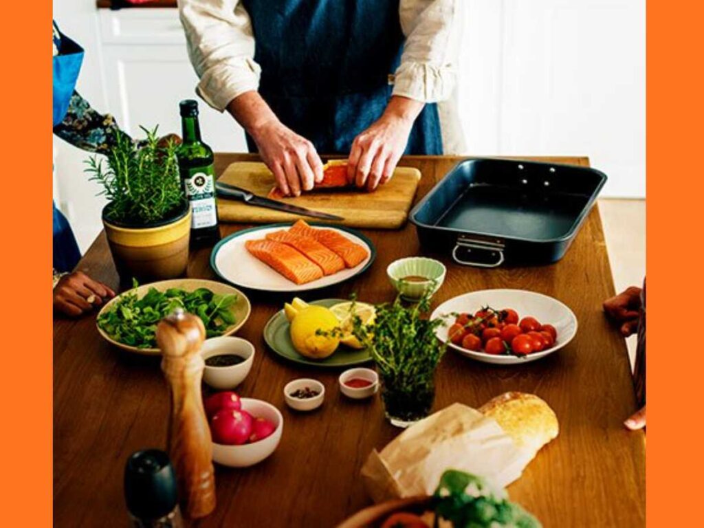 30+ Best Funan Food Places (2026): Halal, Cheap & Hidden Gems 16 Hot Tomato sizzling steakhouse plates with sauces and sides – Best Funan Food Places