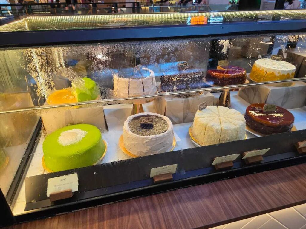 30+ Best Funan Food Places (2026): Halal, Cheap & Hidden Gems 30 Sinpopo Coffee nostalgic Singapore desserts and coffee – Best Funan Food Places