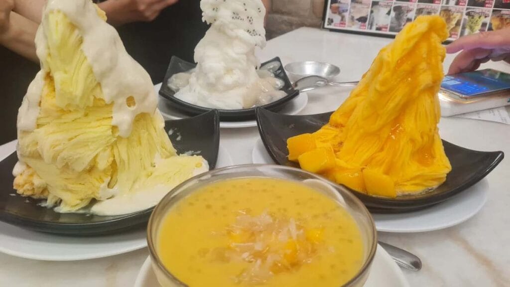 Mei Heong Yuen Dessert: Fluffy peanut snow ice dessert in a bustling Chinatown shop - Best Dessert in Singapore   