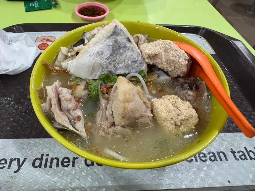 Han Kee Fish Soup amoy street food centre singapore