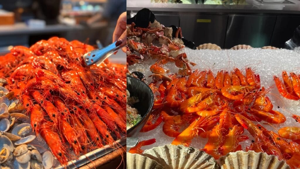 CLOVE Swissôtel The Stamford Buffet Review (Seafood, Prices & Highlights) 8 CLOVE Seafood Prawns