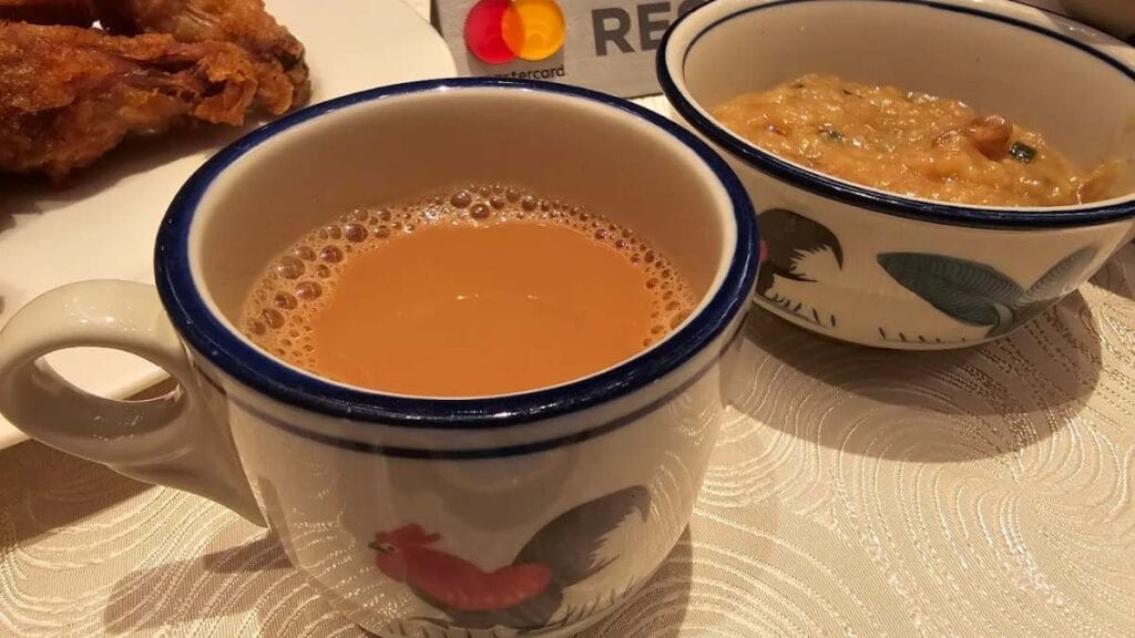 Princess Terrace (Copthorne King’s): Authentic Peranakan high tea buffet spread with Penang popiah and assorted Nyonya kueh for the best high tea Singapore.  